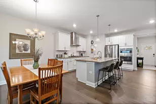 1108 Black Cherry Dr, Crystal Lake, IL 60012 - Photo 6