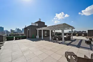 159 W North Ave, Chicago, IL 60610 - Photo 18