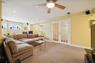 1260 W Winnemac Ave, Chicago, IL 60640 - Photo 18