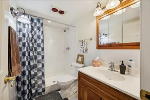 1260 W Winnemac Ave, Chicago, IL 60640 - Photo 20