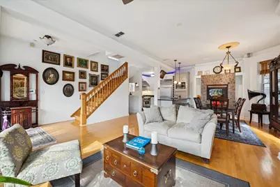 1260 W Winnemac Avenue, Chicago, IL 60640 - Photo 6