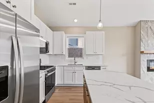 4932 S Champlain Ave, Chicago, IL 60615 - Photo 10