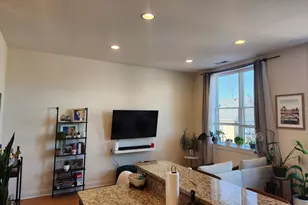 918 W Belmont Ave, Chicago, IL 60657 - Photo 6