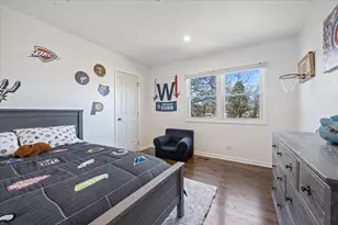 1246 Laurel Ave, Deerfield, IL 60015 - Photo 16