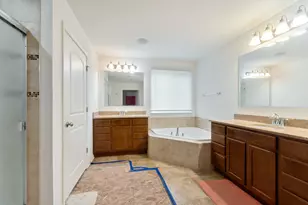 1 Pond Ct, Bolingbrook, IL 60490 - Photo 14