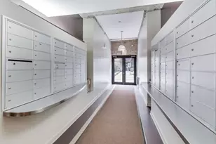 1910 S Indiana Ave, Chicago, IL 60616 - Photo 4