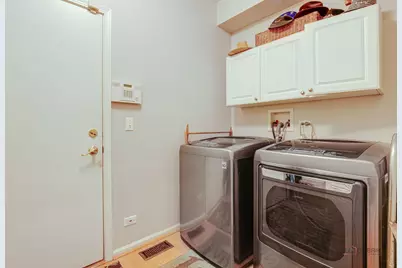 7449 Brentwood Lane, Gurnee, IL 60031 - Photo 26