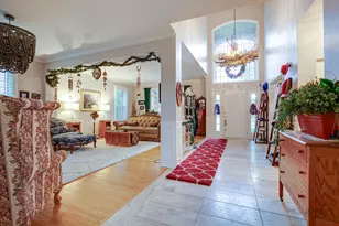 7449 Brentwood Ln, Gurnee, IL 60031 - Photo 6