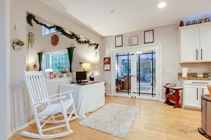 7449 Brentwood Ln, Gurnee, IL 60031 - Photo 18