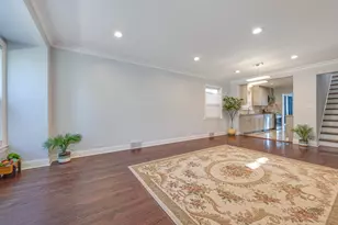 6149 N Karlov Ave, Chicago, IL 60646 - Photo 8