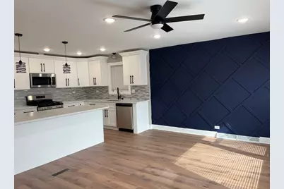 [Address not provided], Chicago, IL 60617 - Photo 6