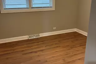 [Address not provided], Chicago, IL 60617 - Photo 18