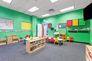 222 E 61st St, Chicago, IL 60637 - Photo 20