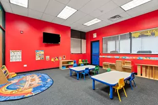 222 E 61st St, Chicago, IL 60637 - Photo 22