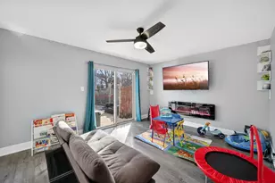 2715 Knollwood Pl, Hazel Crest, IL 60429 - Photo 22