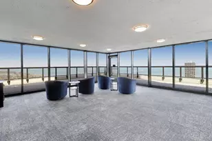 1560 N Sandburg Terrace, Chicago, IL 60610 - Photo 28