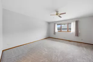 18039 Delaware Ct, Orland Park, IL 60467 - Photo 14