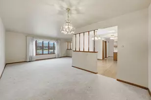 18039 Delaware Ct, Orland Park, IL 60467 - Photo 6
