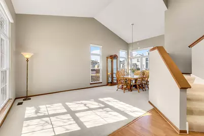 361 Sundance Drive, Bartlett, IL 60103 - Photo 2