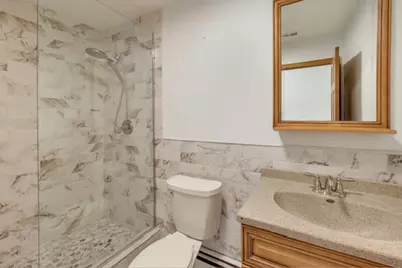 60 Sheffield Lane, Oak Brook, IL 60523 - Photo 12