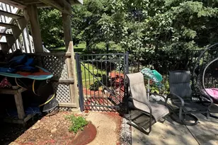 6414 Kingsbridge Dr, Cary, IL 60013 - Photo 14