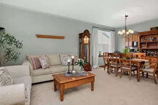 2721 Lansdale Ave, Aurora, IL 60503 - Photo 8