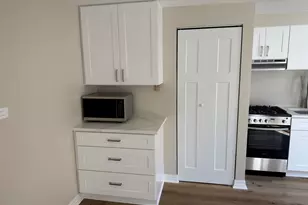 5568 S Archer Ave, Chicago, IL 60638 - Photo 8