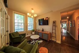 2164 N Bell Ave, Chicago, IL 60647 - Photo 8