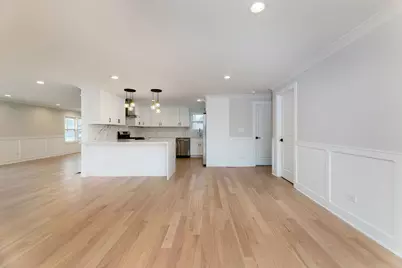 8110 Lockwood Avenue, Burbank, IL 60459 - Photo 8