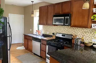 1623 W Wallen Ave, Chicago, IL 60626 - Photo 2