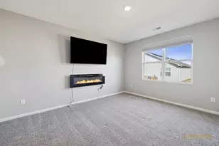 6418 Aspen Ln, Wonder Lake, IL 60097 - Photo 4