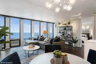 200 E Delaware Pl, Chicago, IL 60611 - Photo 4