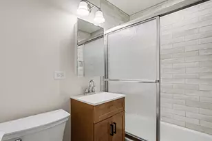 4128 W 90th Pl, Hometown, IL 60456 - Photo 12