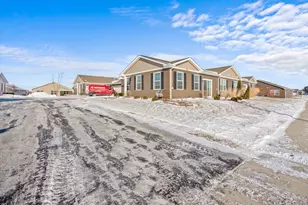 6302 Maple Glen Dr, Wonder Lake, IL 60097 - Photo 28