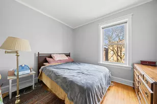 3008 W Cullom Ave, Chicago, IL 60618 - Photo 12