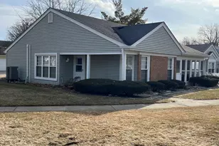 7202 Oxford Cir, Fox Lake, IL 60020 - Photo 1