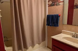 502 N Walnut Ave, Forreston, IL 61030 - Photo 16