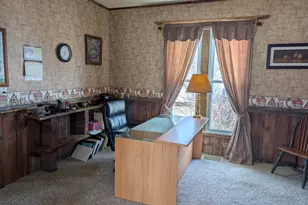 502 N Walnut Ave, Forreston, IL 61030 - Photo 8