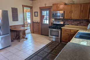 502 N Walnut Ave, Forreston, IL 61030 - Photo 4