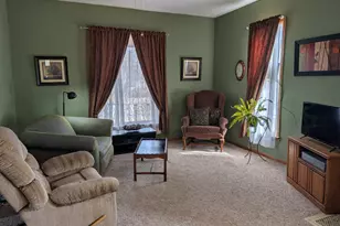 502 N Walnut Ave, Forreston, IL 61030 - Photo 10