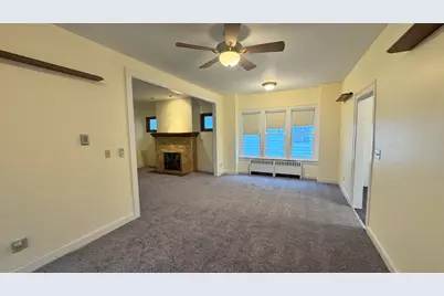 110 N Pine Street, Elmhurst, IL 60126 - Photo 2