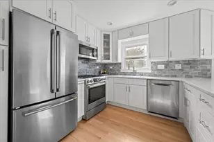 2347 Oak Ave, Northbrook, IL 60062 - Photo 8