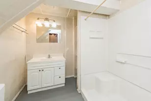 [Address not provided], Carpentersville, IL 60110 - Photo 22