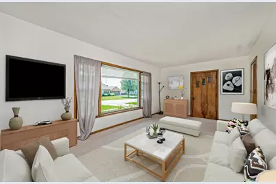 [Address not provided], Carpentersville, IL 60110 - Photo 6