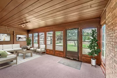 [Address not provided], Carpentersville, IL 60110 - Photo 4