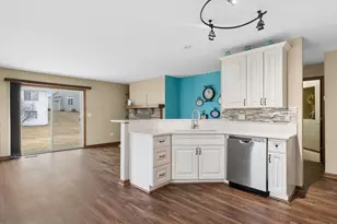 21429 W Sycamore Ct, Plainfield, IL 60544 - Photo 4