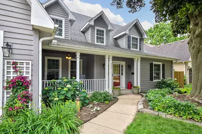 921 James Court, Wheaton, IL 60189 - Photo 1