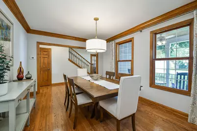 921 James Court, Wheaton, IL 60189 - Photo 6