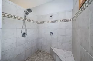 921 James Ct, Wheaton, IL 60189 - Photo 18