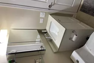 1327 Williamsburg Dr, Schaumburg, IL 60193 - Photo 8